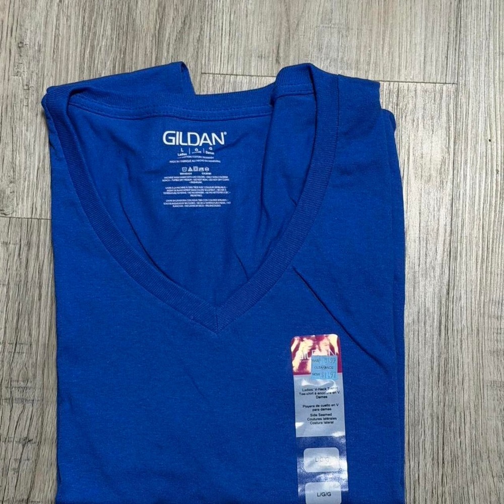 Gildan V-Neck T-Shirt Women Size L